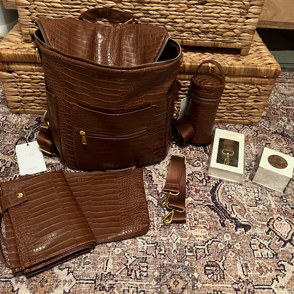 Fawn Design Ultimate Motherhood Bundle- Croc Pecan